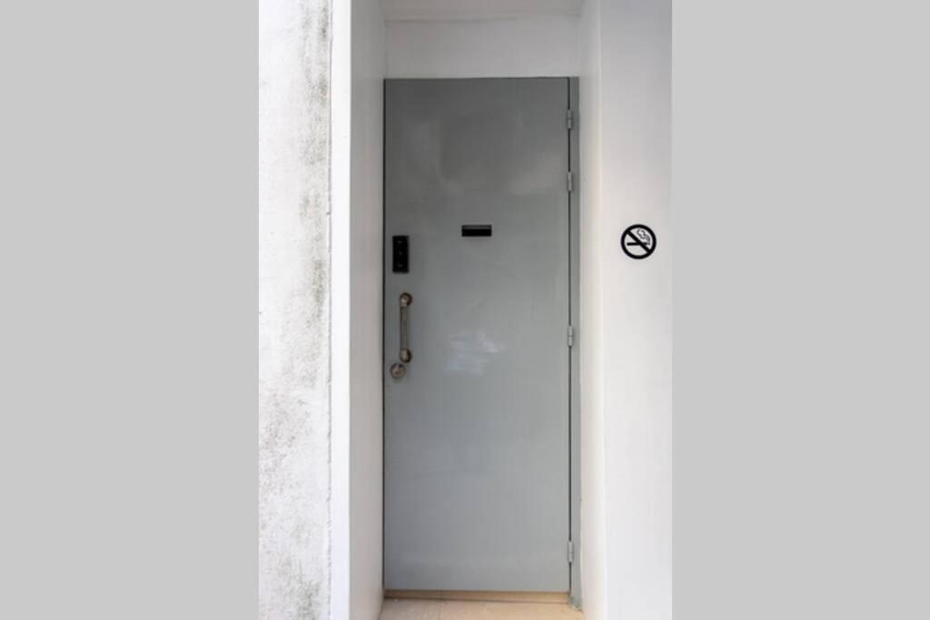 45m² studio Appartement, met 1 privé badkamer in Silom Bangkok Buitenkant foto